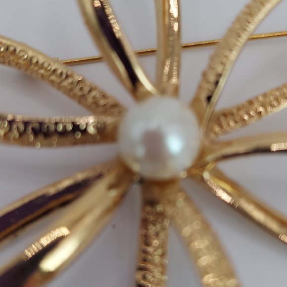 STUNNING PEARL & GOLD BROOCH - Picture 4 of 8